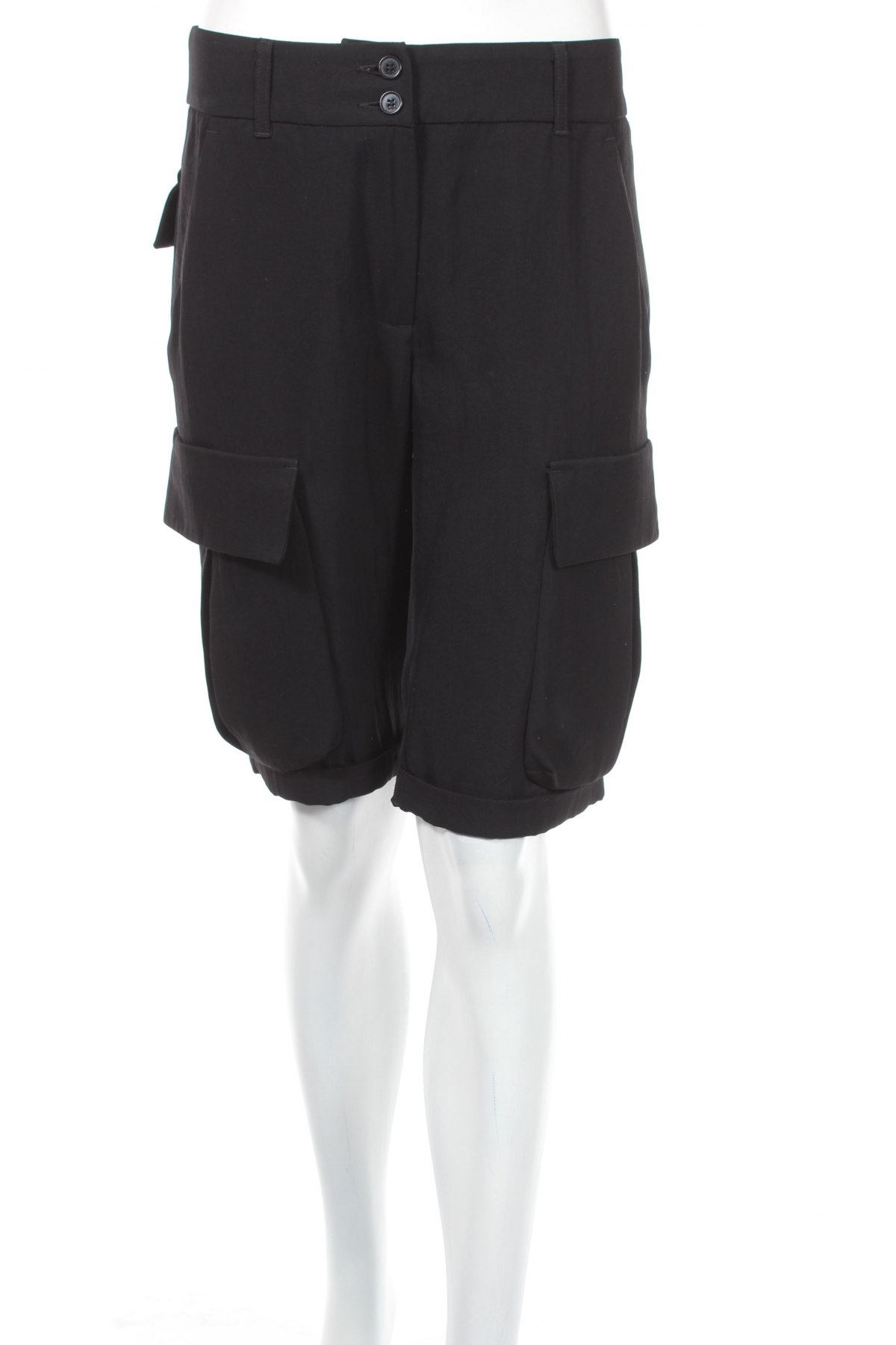 Дамски къс панталон Capasca, Размер S, Цвят Черен, Цена 28,02 лв.