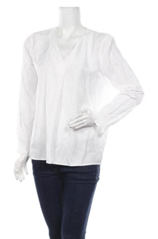 Дамска блуза Cream, Размер S, Цвят Бял, 58% вискоза, 42% полиестер, Цена 99,00 лв.