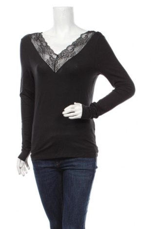 Damen Shirt Vero Moda, Größe M, Farbe Schwarz, 95% Lyocell, 5% Elastan, Preis 15,20 €
