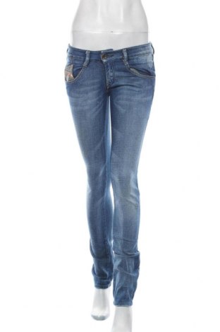 Damskie jeansy Diesel, Rozmiar S, Kolor Niebieski, 98% bawełna, 2% elastyna, Cena 236,69 zł