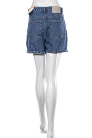 Дамски къс панталон Pull&Bear, Размер M, Цвят Син, Памук, Цена 31,50 лв.