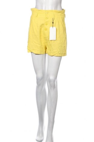 Γυναικείο κοντό παντελόνι Q/S by S.Oliver, Μέγεθος S, Χρώμα Κίτρινο, 55% λινό, 45% βισκόζη, Τιμή 33,17 €