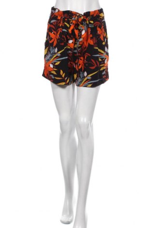 Дамски къс панталон Superdry, Размер M, Цвят Многоцветен, Вискоза, Цена 66,75 лв.