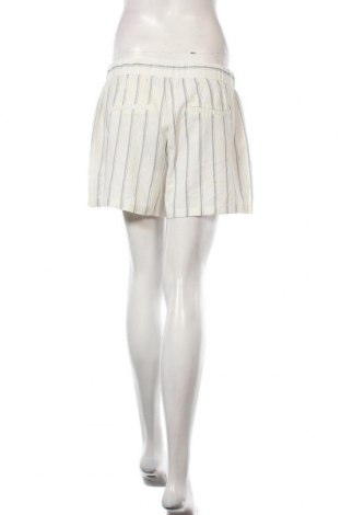 Дамски къс панталон Vero Moda, Размер L, Цвят Бял, Цена 20,65 лв.