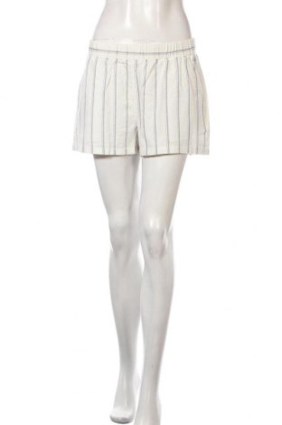 Дамски къс панталон Vero Moda, Размер M, Цвят Бял, Цена 14,16 лв.