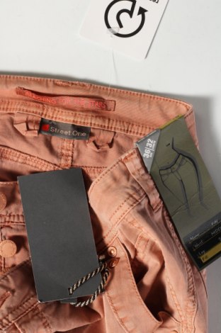 Дамски панталон Street One, Размер M, Цвят Розов, 98% памук, 2% еластан, Цена 33,32 лв.