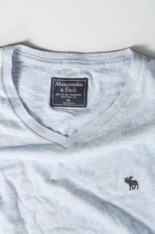 Pánské tričko  Abercrombie & Fitch, Velikost XS, Barva Modrá, Bavlna, Cena  696,00 Kč