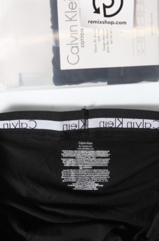 Мъжки комплект Calvin Klein, Размер XL, Цвят Черен, 95% памук, 5% еластан, Цена 66,75 лв.
