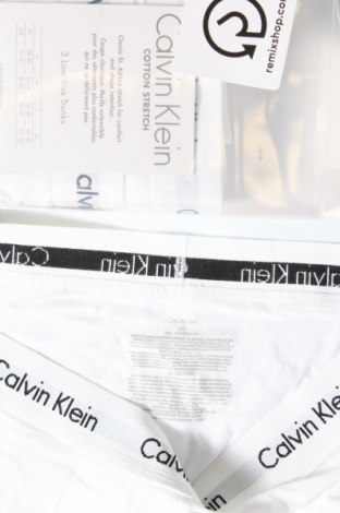 Мъжки комплект Calvin Klein, Размер L, Цвят Бял, 95% памук, 5% еластан, Цена 66,75 лв.