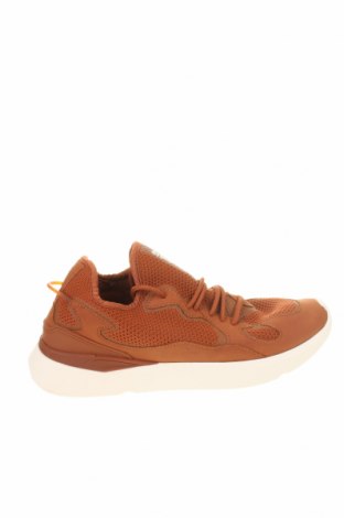Мъжки обувки Pull&Bear, Размер 43, Цвят Оранжев, Текстил, Цена 36,00 лв.