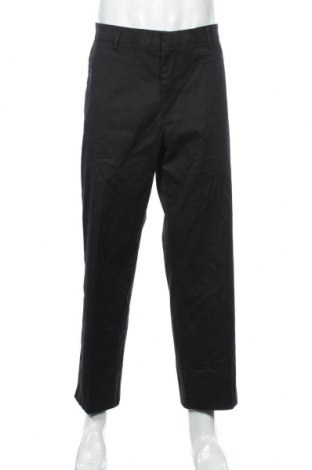 Мъжки панталон Dockers, Размер XL, Цвят Черен, 74% памук, 24% полиестер, 2% еластан, Цена 36,75 лв.