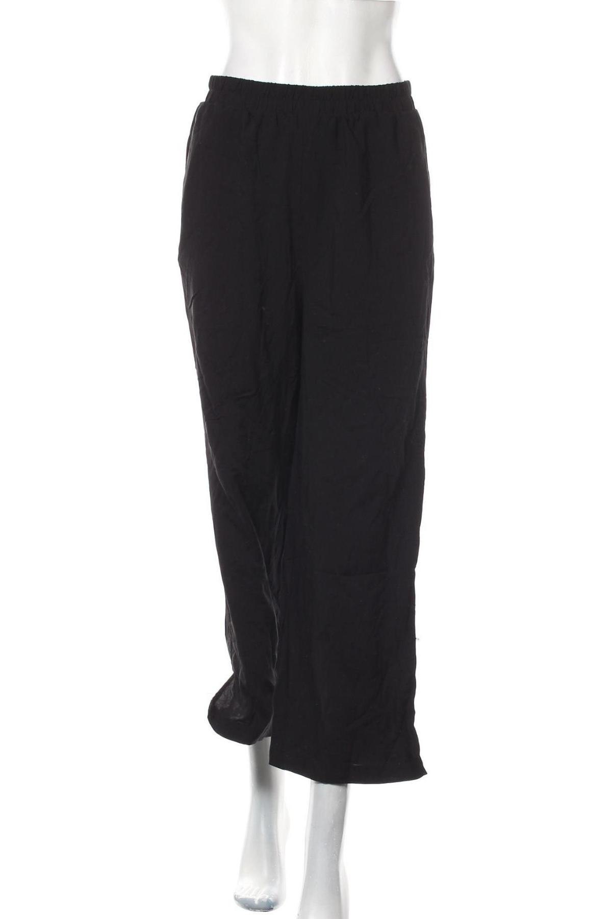 Дамски панталон Noisy May, Размер M, Цвят Черен, Вискоза, Цена 20,70 лв.