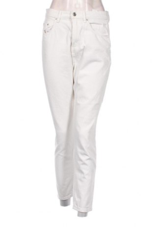 Γυναικείο Τζίν Sinsay, Μέγεθος M, Χρώμα Λευκό, Τιμή 23,51 €
