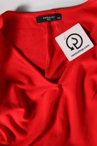 Φόρεμα Yfl Reserved, Μέγεθος XS, Χρώμα Κόκκινο, Τιμή 23,51 €