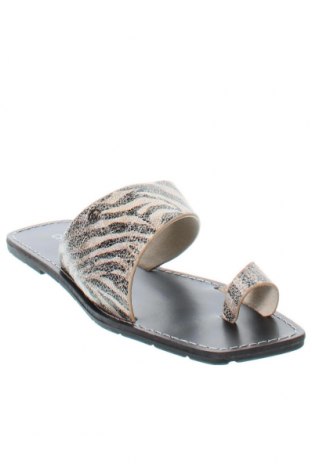 Papuci Chattawak, Mărime 39, Culoare Multicolor, Preț 305,92 Lei
