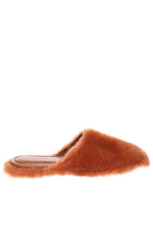 Pantofle Rejina Pyo, Velikost 40, Barva Oranžová, Cena  4 268,00 Kč