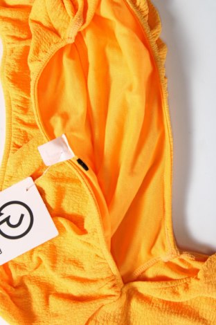 Дамска блуза, Размер M, Цвят Оранжев, Цена 8,47 лв.
