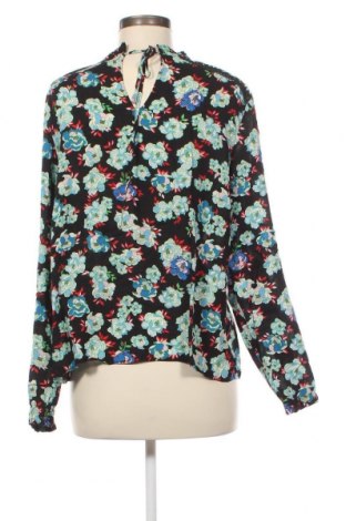 Damen Shirt, Größe M, Farbe Mehrfarbig, Preis 8,89 €