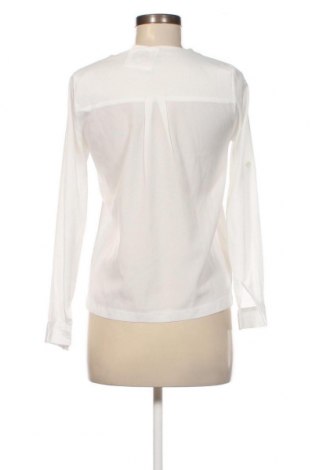 Дамска блуза, Размер S, Цвят Бял, Цена 3,99 лв.