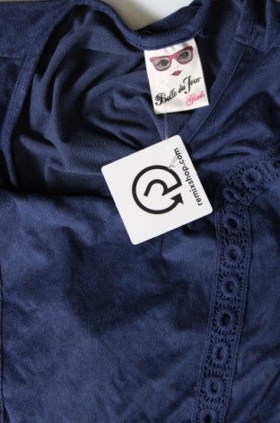Γυναικεία μπλούζα Belle Du Jour, Μέγεθος M, Χρώμα Μπλέ, Τιμή 3,89 €