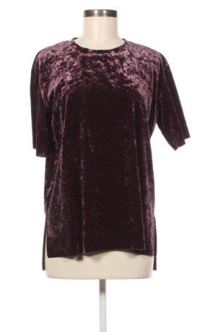 Дамска блуза Bershka, Размер L, Цвят Лилав, Цена 11,14 лв.