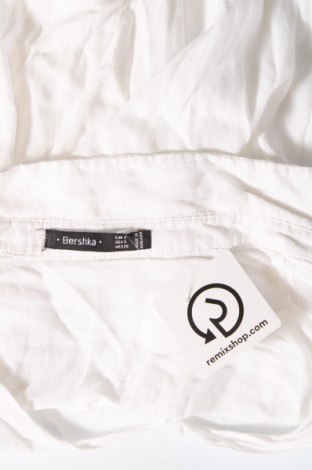 Γυναικεία μπλούζα Bershka, Μέγεθος S, Χρώμα Λευκό, Τιμή 5,19 €