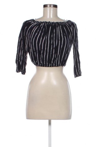 Γυναικεία μπλούζα Brandy Melville, Μέγεθος S, Χρώμα Μπλέ, Τιμή 1,76 €