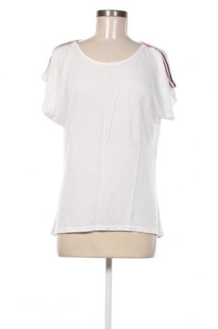 Γυναικεία μπλούζα Colloseum, Μέγεθος S, Χρώμα Λευκό, Τιμή 4,52 €
