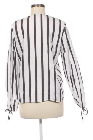 Дамска блуза Comme, Размер L, Цвят Бял, Цена 19,00 лв.
