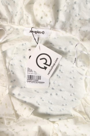 Γυναικεία μπλούζα Desigual, Μέγεθος L, Χρώμα Λευκό, Τιμή 22,27 €