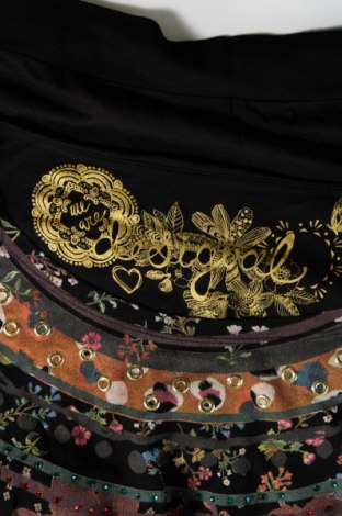 Дамска блуза Desigual, Размер M, Цвят Черен, Цена 48,03 лв.