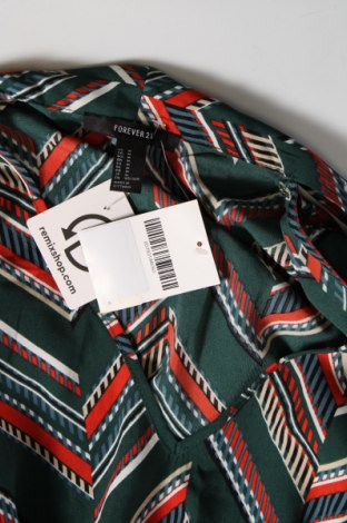 Γυναικεία μπλούζα Forever 21, Μέγεθος M, Χρώμα Πολύχρωμο, Τιμή 5,41 €