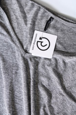 Γυναικεία μπλούζα Free Quent, Μέγεθος M, Χρώμα Γκρί, Τιμή 4,21 €