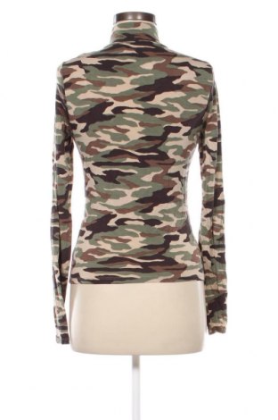 Дамска блуза Gina Tricot, Размер M, Цвят Зелен, Цена 6,00 лв.