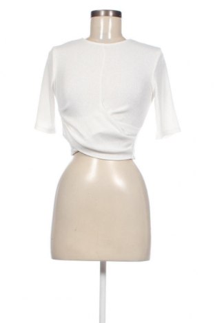 Дамска блуза Gina Tricot, Размер M, Цвят Екрю, Цена 23,00 лв.