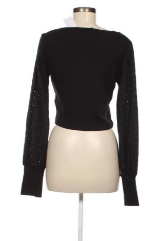 Дамска блуза Guess, Размер L, Цвят Черен, Цена 41,04 лв.