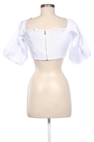 Дамска блуза Guess, Размер M, Цвят Бял, Цена 43,20 лв.