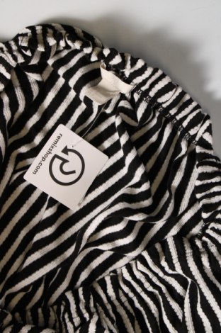 Damen Shirt H&M, Größe L, Farbe Mehrfarbig, Preis 4,50 €