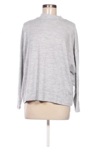 Дамска блуза H&M, Размер M, Цвят Сив, Цена 3,99 лв.