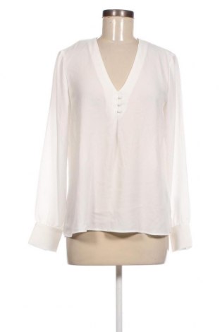 Damen Shirt Jean Pascale, Größe M, Farbe Weiß, Preis 5,70 €