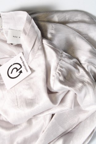 Γυναικεία μπλούζα Neo Noir, Μέγεθος S, Χρώμα Γκρί, Τιμή 21,03 €