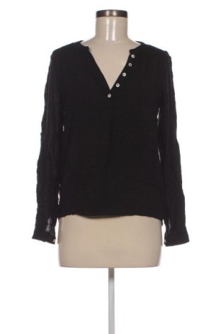 Damen Shirt ONLY, Größe XS, Farbe Schwarz, Preis 6,96 €