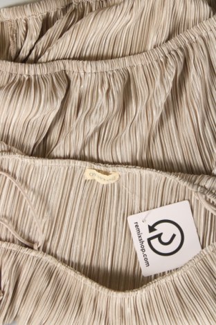 Дамска блуза Oysho, Размер S, Цвят Бежов, Цена 34,00 лв.