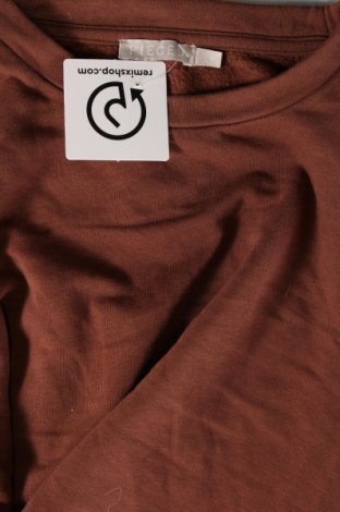 Дамска блуза Pieces, Размер M, Цвят Кафяв, Цена 4,00 лв.