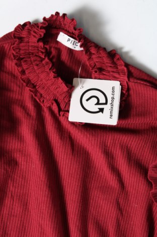 Дамска блуза Pieces, Размер M, Цвят Червен, Цена 6,40 лв.
