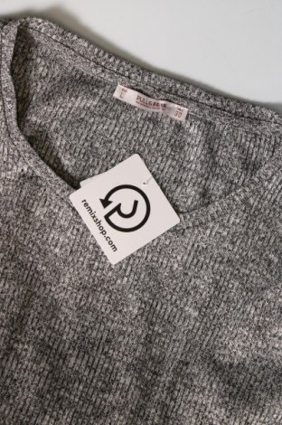 Bluză de femei Pull&Bear, Mărime L, Culoare Gri, Preț 21,81 Lei