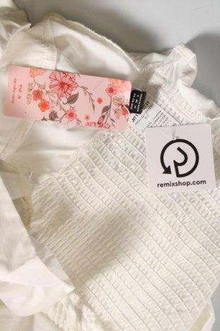 Γυναικεία μπλούζα SHEIN, Μέγεθος M, Χρώμα Λευκό, Τιμή 9,92 €