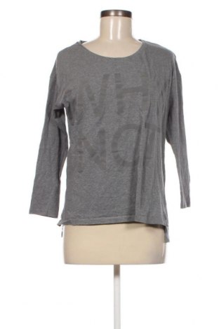 Дамска блуза Sisley, Размер S, Цвят Сив, Цена 58,65 лв.