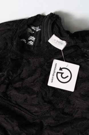 Γυναικεία μπλούζα VILA, Μέγεθος M, Χρώμα Μαύρο, Τιμή 12,37 €