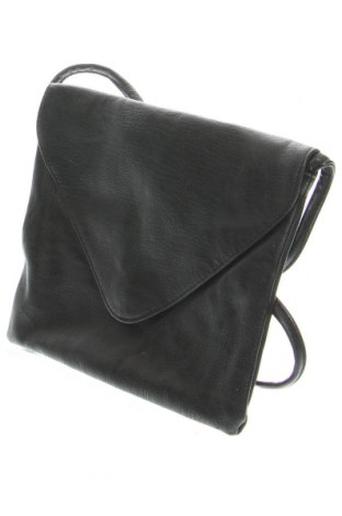 Дамска чанта H&M Divided, Цвят Черен, Цена 12,73 лв.